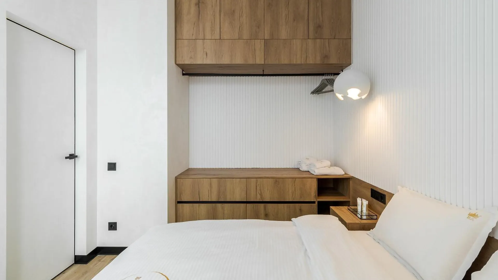 Mini-Hotel Near Les Kurbas Theatre Lvov Ukrajina