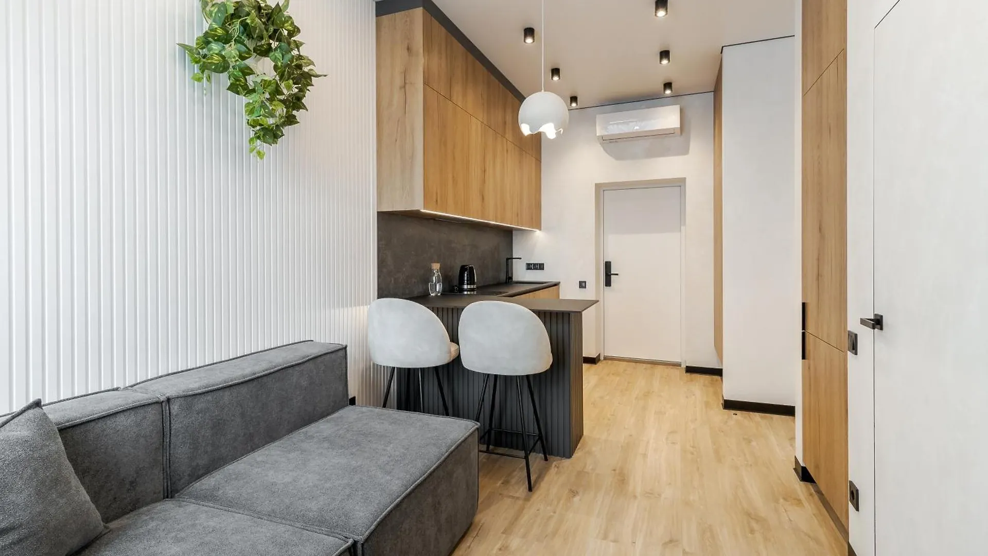 Mini-Hotel Near Les Kurbas Theatre Lvov
