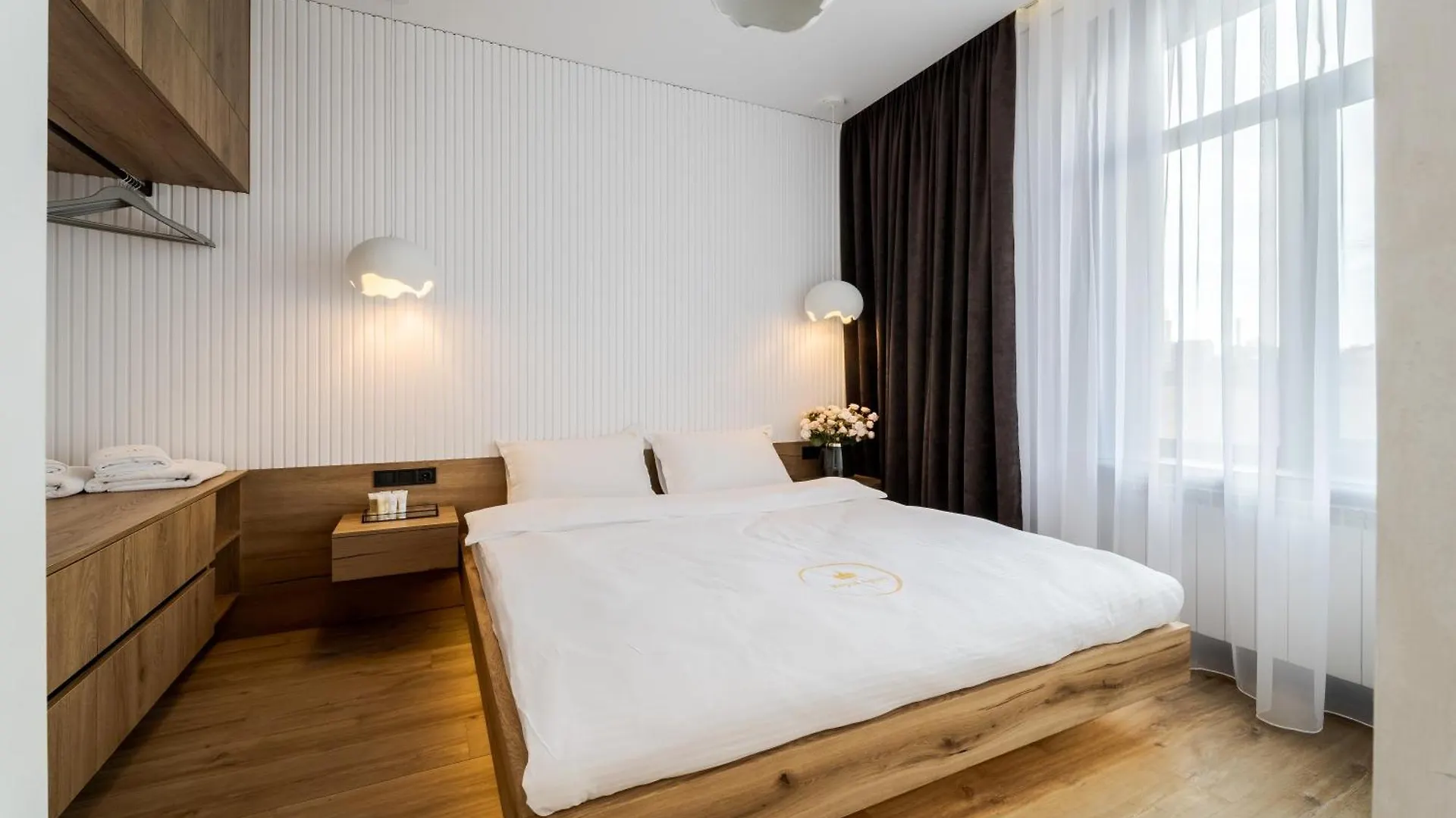 Apartment Mini-Hotel Near Les Kurbas Theatre Lemberg